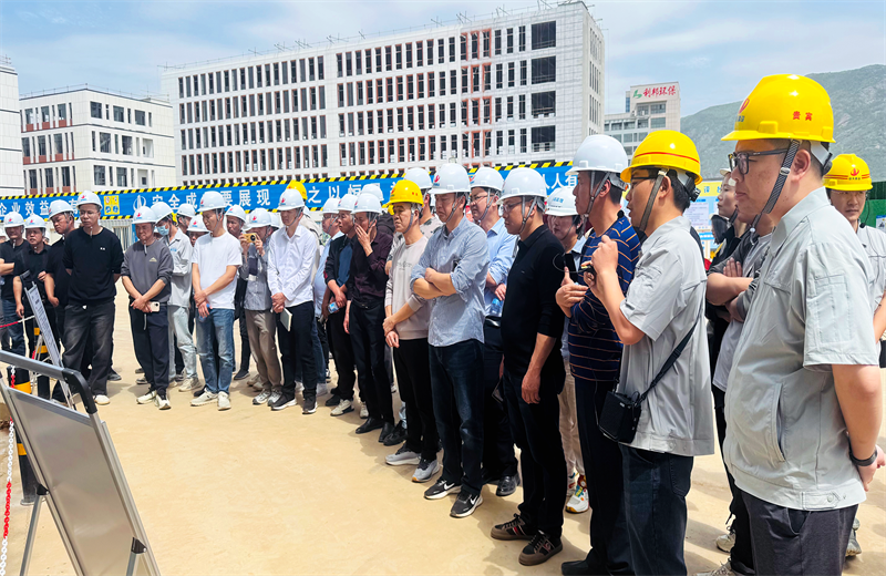 2025年4月17日，由莆田市涵江区住房和城乡建设局主办、3044永利三建承办的钢筋安装工程质量防控现场交流会在联东U谷·涵江海峡智造产业谷一期成功召开。